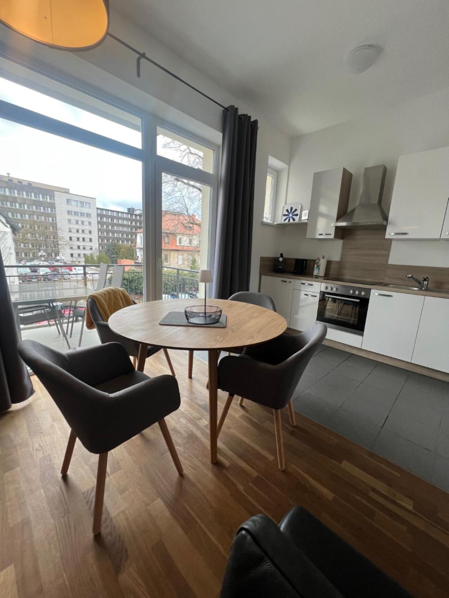 Cooles City-Appartment - Balkon 바이로이트 외부 사진